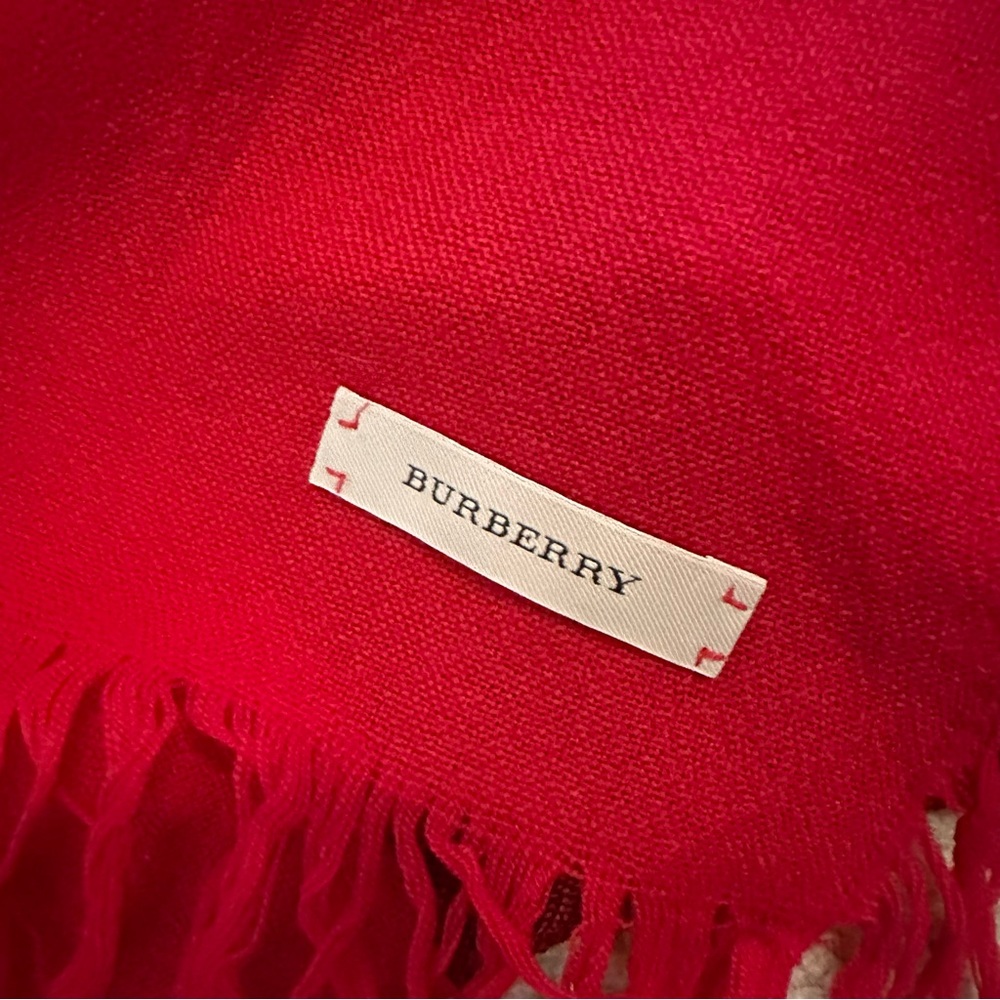 Burberry Wide check square scarf